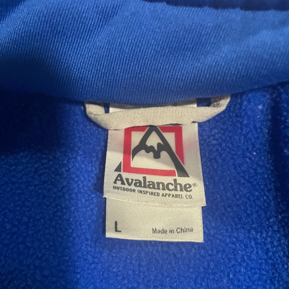 Avalanche Performance Half Zip Lined Pull Over At… - image 4